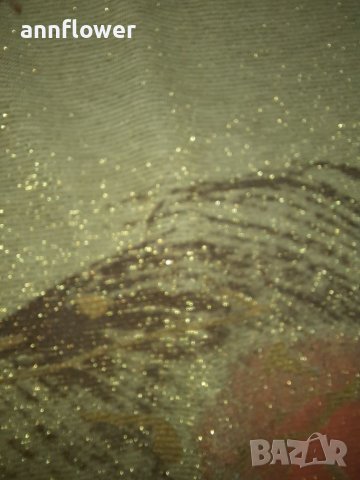 Тениска със златисти нишки, снимка 6 - Корсети, бюстиета, топове - 37643490