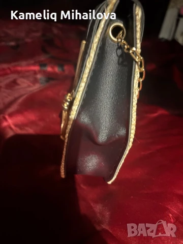 Дамска чанта , снимка 3 - Чанти - 51266914