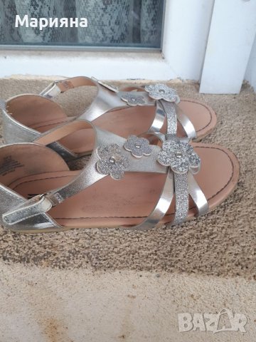 Сандали за момиче нм , снимка 3 - Детски сандали и чехли - 36649469