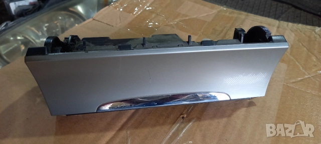 Пепелник за VW Passat B6, снимка 3 - Части - 51873144