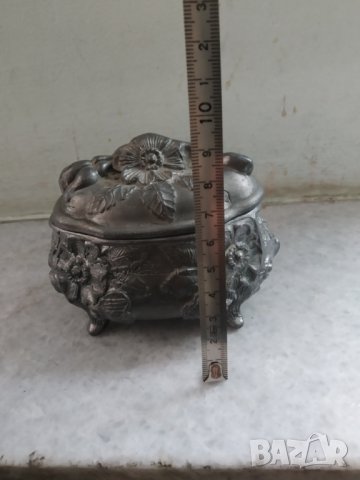 стара метала кутия за бижута арт деко, снимка 2 - Други ценни предмети - 37651409