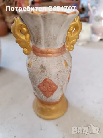 стара керамична ваза 