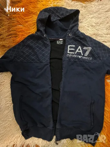 Суичър на Armani