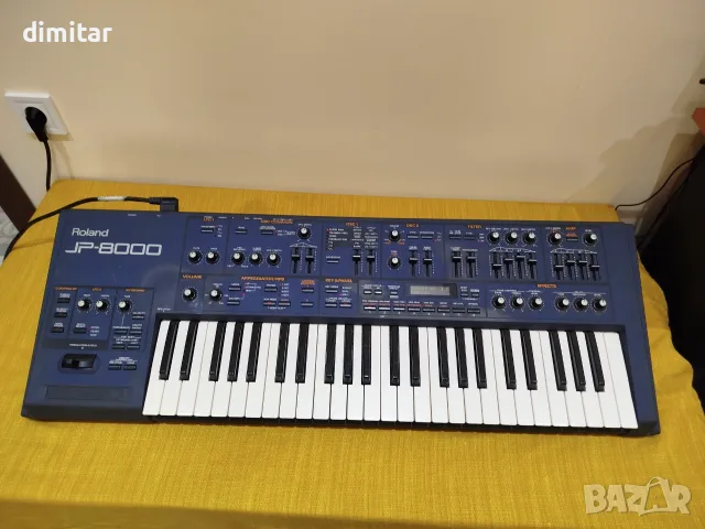 Синтезатор  ROLAND JP - 8000-JAPAN, снимка 2 - Синтезатори - 55987779