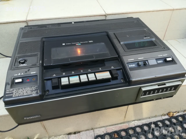 PANASONIC-РЕТРО ВИДЕО ОТ ФРАНЦИЯ 1808250654, снимка 2 - Плейъри, домашно кино, прожектори - 51398668
