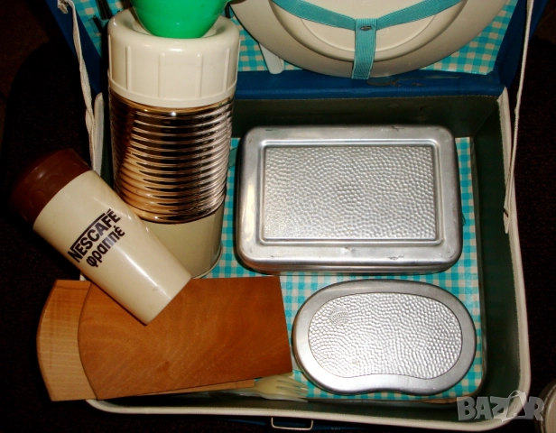 Ретро куфар за пикник LOTU -THUM 50-те, снимка 5 - Антикварни и старинни предмети - 52801976