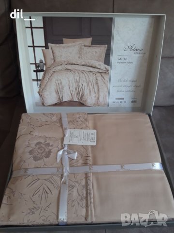 НОВ Спален комплект лукс с чаршаф,2 плика и 4 калъфки, снимка 5 - Спално бельо - 36861691