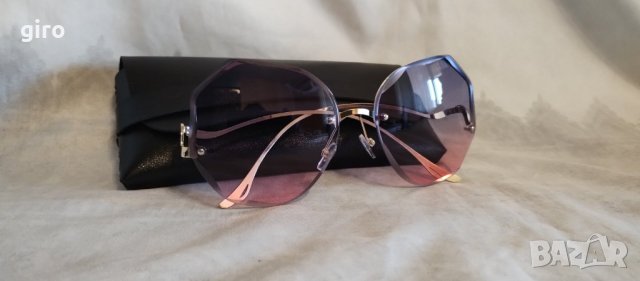Дамски слънчеви очила с интересна форма , снимка 1 - Слънчеви и диоптрични очила - 42889813