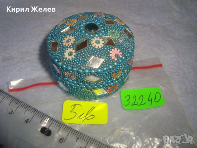 КРАСИВА ФЛОРАЛНО ОРНАМЕНТИРАНА МЕТАЛНА КРЪГЛА ВИНТИДЖ КУТИЙКА за БИЖУТА 32240, снимка 2 - Други - 38276712