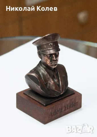 Бюстове на диктатори-Хитлер,Сталин, снимка 3 - Други ценни предмети - 47784399