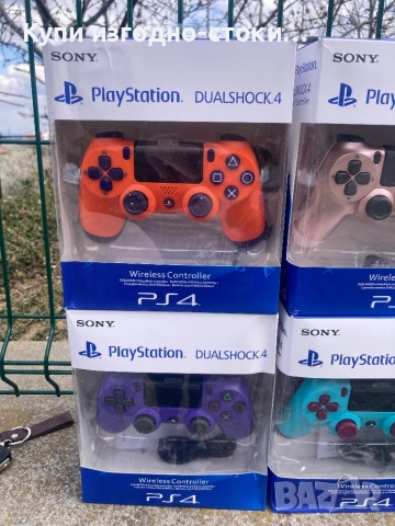 Различни цветни джойстици PS4 - нови с кутия, снимка 2 - Аксесоари - 54263193