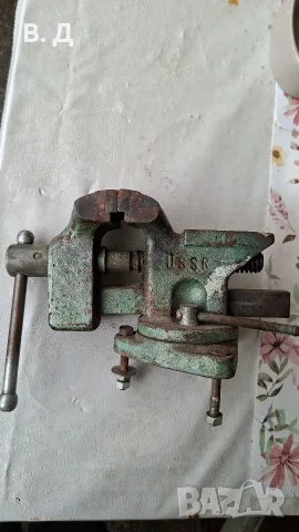 Качествено руско въртящо се менгеме USSR (за маса / работилница)