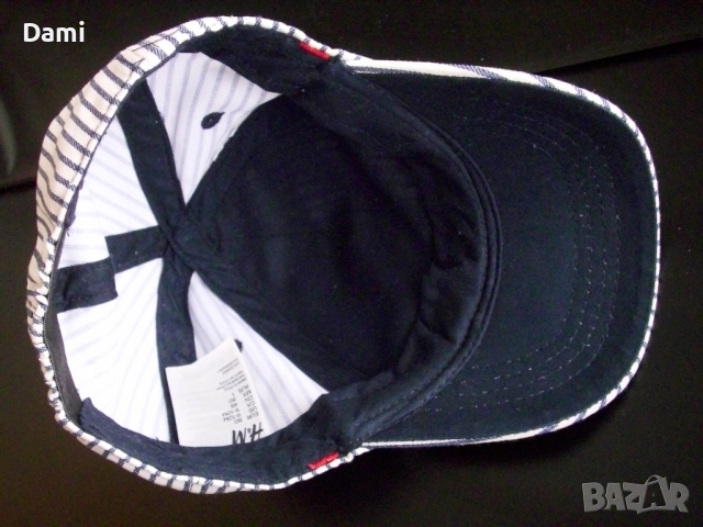 Детска бебешка шапка Н&М с извита козирка , снимка 6 - Бебешки шапки - 52892088