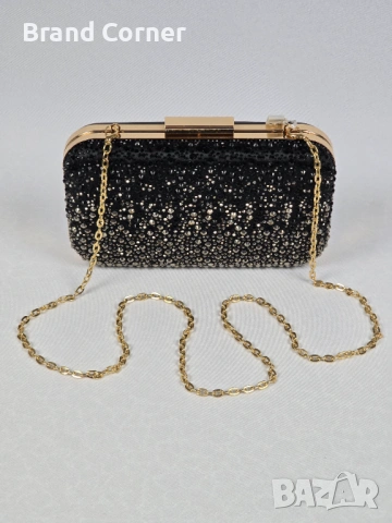 Нова дамска чанта Rinascimento с кристали и златиста верижка