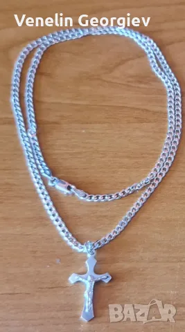 Сребърен синджир с кръст, проба 925 дължина 55 см.