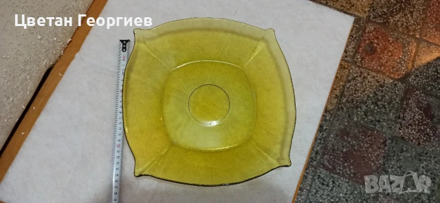 фруктиера от цветно стъкло