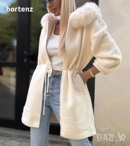 Кашмирена жилетка с качулка и подвижен пух , снимка 4 - Жилетки - 52472092