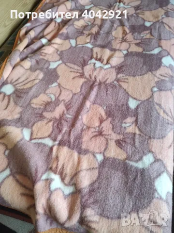 Одеало , снимка 3 - Олекотени завивки и одеяла - 48676763