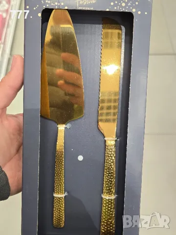 прибори за торта