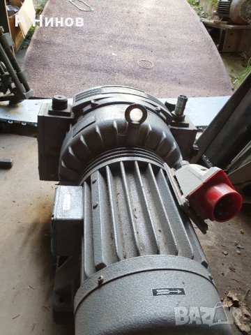 Вакуум помпа rietschle vacuum pumps суха 80m3  3 kW ел мотор, снимка 7 - Други машини и части - 30159262