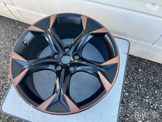 Продавам1 бр. Джанта за Сеат купра 19 цола