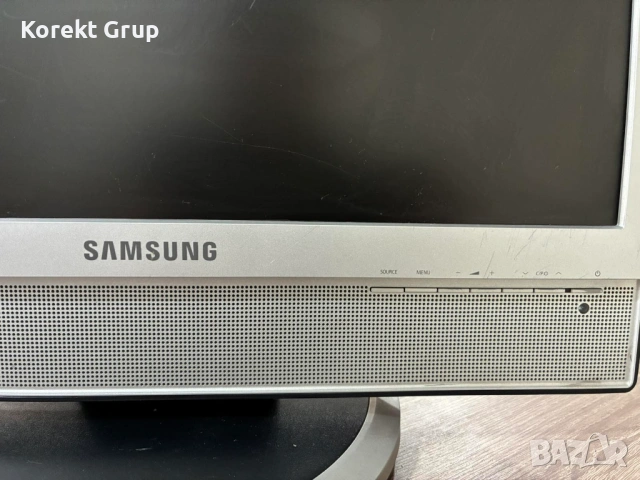 PC монитор Samsung, снимка 4 - Монитори - 54130770