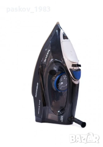 Чисто нова парна ютия 