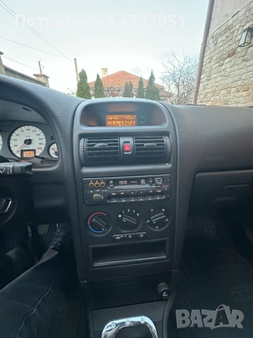Opel Astra 1.6 комби, без аналог в страната, снимка 12 - Автомобили и джипове - 53337373