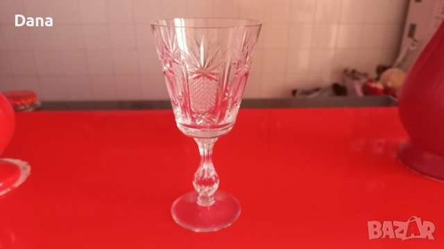 Кристални чаши за вино 