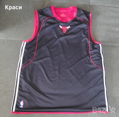 Оригинален баскетболен екип Adidas NBA Chicago Bulls (двулицев потник и шорти)