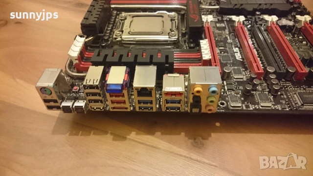 ASUS RAMPAGE IV Extreme LGA2011 + Intel Core i7-4960X Extreme Edition + 32GB DDR3, снимка 5 - Дънни платки - 54357949