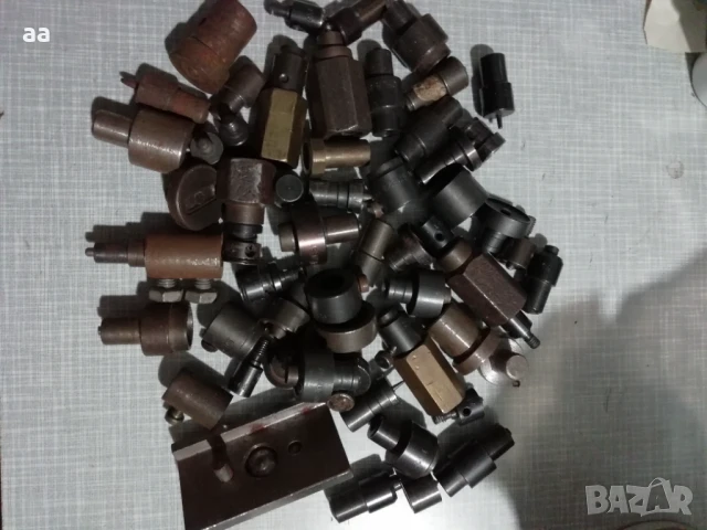 Матрици за пневматична преса за копчета