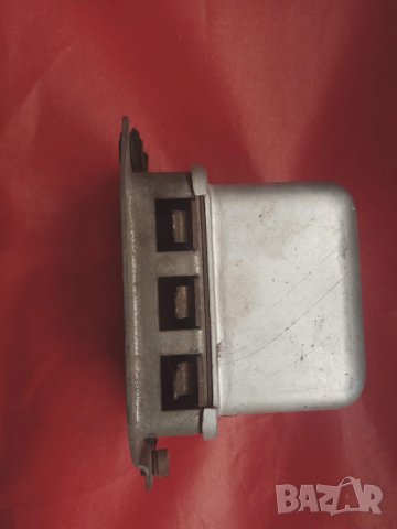 Продавам реле за Шкода .., снимка 2 - Части - 29565020