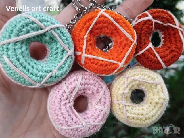 Плетен ключодържател поничка , сладолед , снимка 3 - Други - 51642145