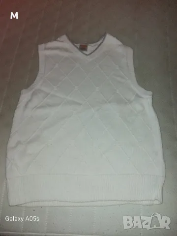 Бял пуловер, снимка 2 - Детски пуловери и жилетки - 48256232