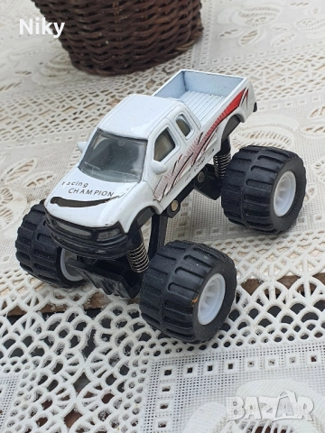 Метален пикап Shevrolet , снимка 2 - Колекции - 51633122