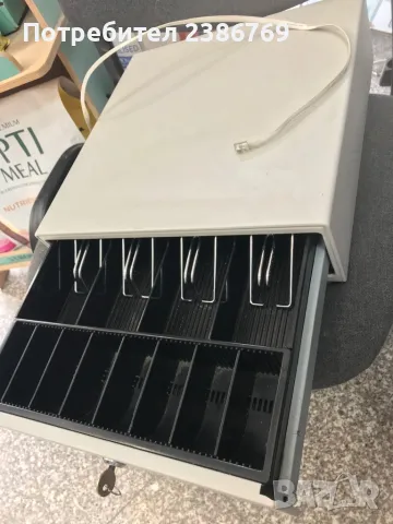 Каса са пари с ключ и кабел за свързване, снимка 2 - Сейфове и каси - 50251369