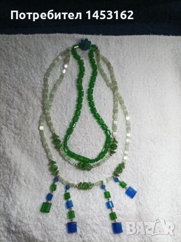 Винтидж колие от сатеново стъкло , снимка 1