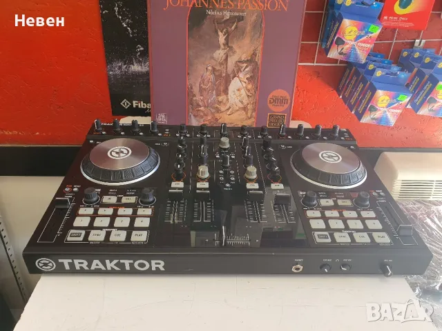 DJ TRAKTOR KONTROL S4 MK 2, снимка 8 - Ресийвъри, усилватели, смесителни пултове - 47834121