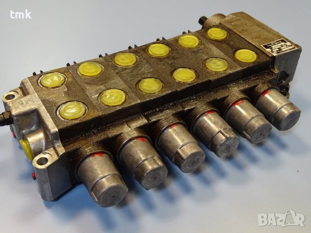 Хидравличен разпределител "Хидравлика" 15S-222222/10, DY-20, Pn-7.0 МN/m2, 6- секции, снимка 4 - Резервни части за машини - 42221762