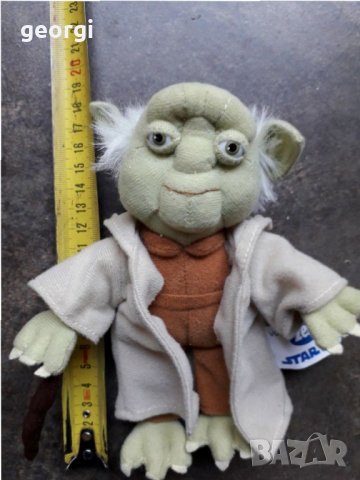 Star Wars плюшена играчка Йода, снимка 1 - Плюшени играчки - 30479181
