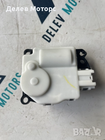 Моторче за парно, климатроник AV11-19E616-HA от Ford Ecosport 1.0T EcoBoost, двигател M1JU, 6 ск., снимка 2 - Части - 51567858