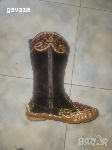 монголски везани нови ботуши 36 номер, снимка 2 - Антикварни и старинни предмети - 51325424