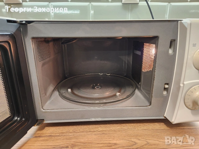 Микровълнова фурна с грил De'Longhi MW401, снимка 6 - Микровълнови - 53090259