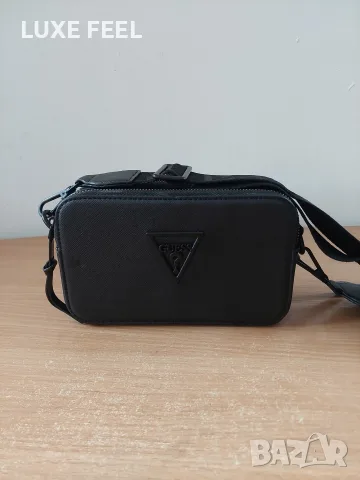 Guess ✨Дамски Чанти , снимка 3 - Чанти - 56239339