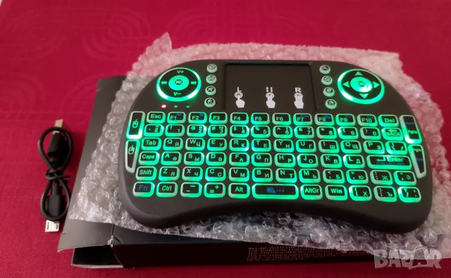 2.4G Air Mouse with Touchpad Keyboard i8 English/ Russian