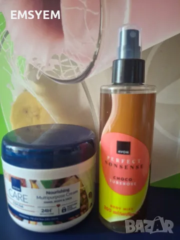 Подхранващ крем с какаово масло и Парфюмен спрей за тяло Choko tuberose в комплект