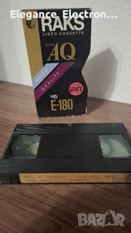 Видеокасета - с филми 1. Точка на пречупване. 2.Нощен Ястреб. , снимка 1