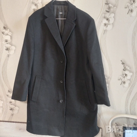 Мъжко черно вълнено кашмирено палто Hugo Boss "Stratus3" с нормална кройка размер М-Л , снимка 12 - Палта - 52133504