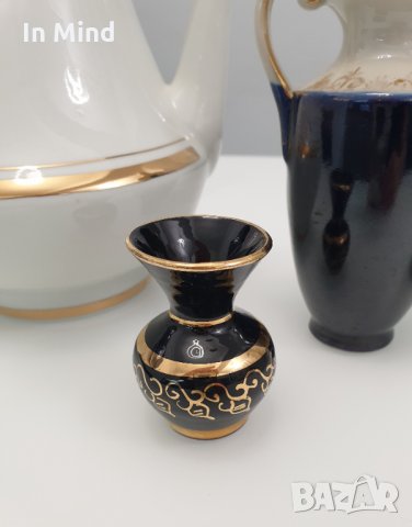 Вазички и чайник с печат от 60-те години, снимка 3 - Антикварни и старинни предмети - 35063222